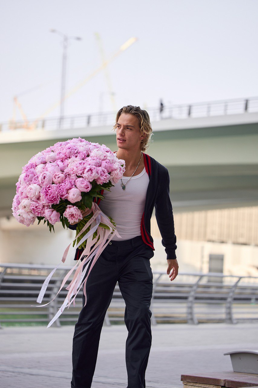 Luxury flower arrangement background